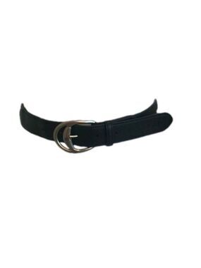 Chaps black belt split back  Silver tone buckle. Classic, closet staple Sz L